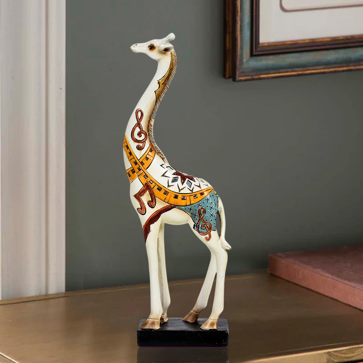 serene-giraffe-decorative-